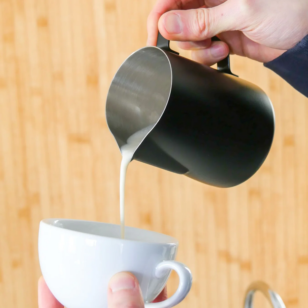 Classic Milk Pitcher Black 15oz/450ml