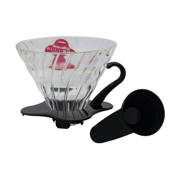 HARIO V60 GLASS COFFEE DRIPPER 01
