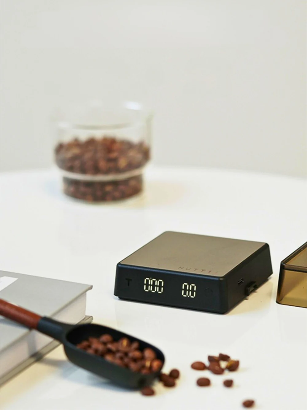 Nutti Geo-C Coffee Lite Black Scale